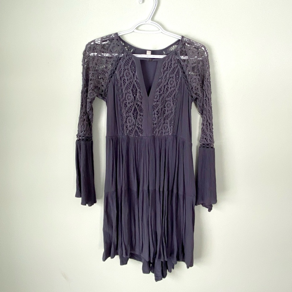 American Eagle Forget Me Not Dress 🦋